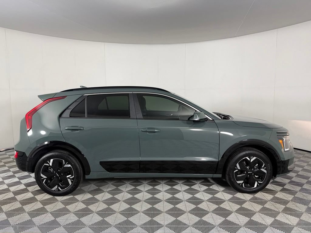 Used 2026 Kia Niro Wind FWD image 5