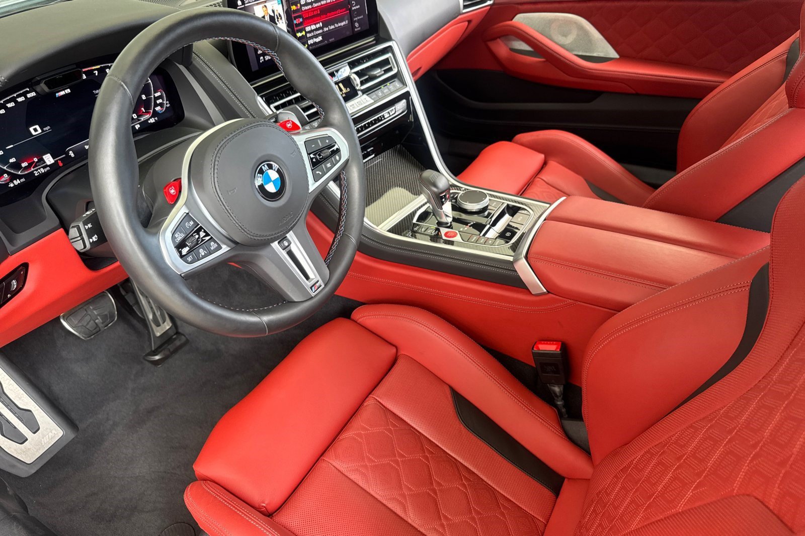 Used 2025 BMW M8 Competition AWD/4WD image 4