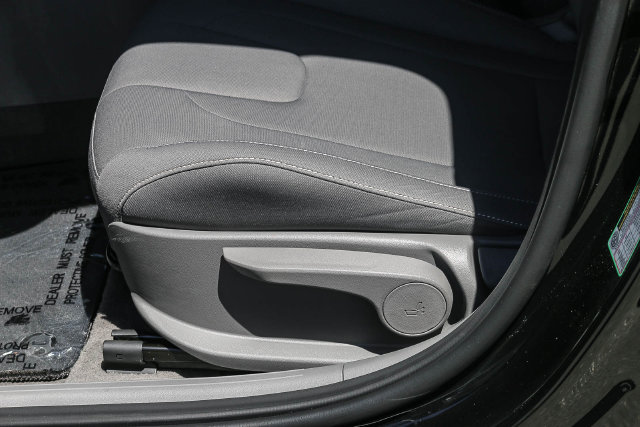 Certified 2026 Hyundai Elantra Sport FWD image 26