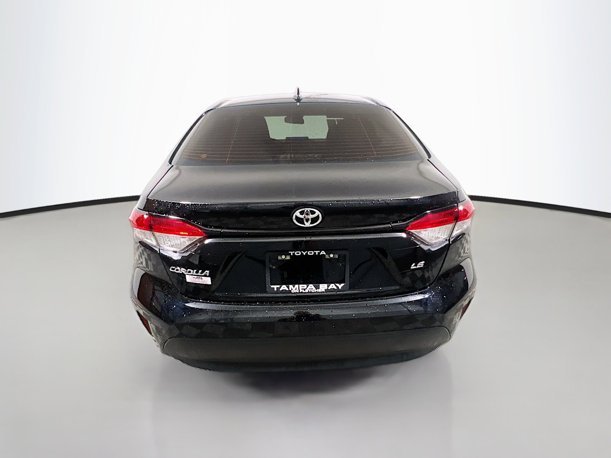 Used 2025 Toyota Corolla LE FWD image 6
