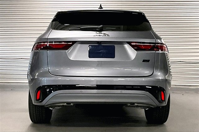 New 2026 Jaguar F-PACE R-Dynamic S image 5