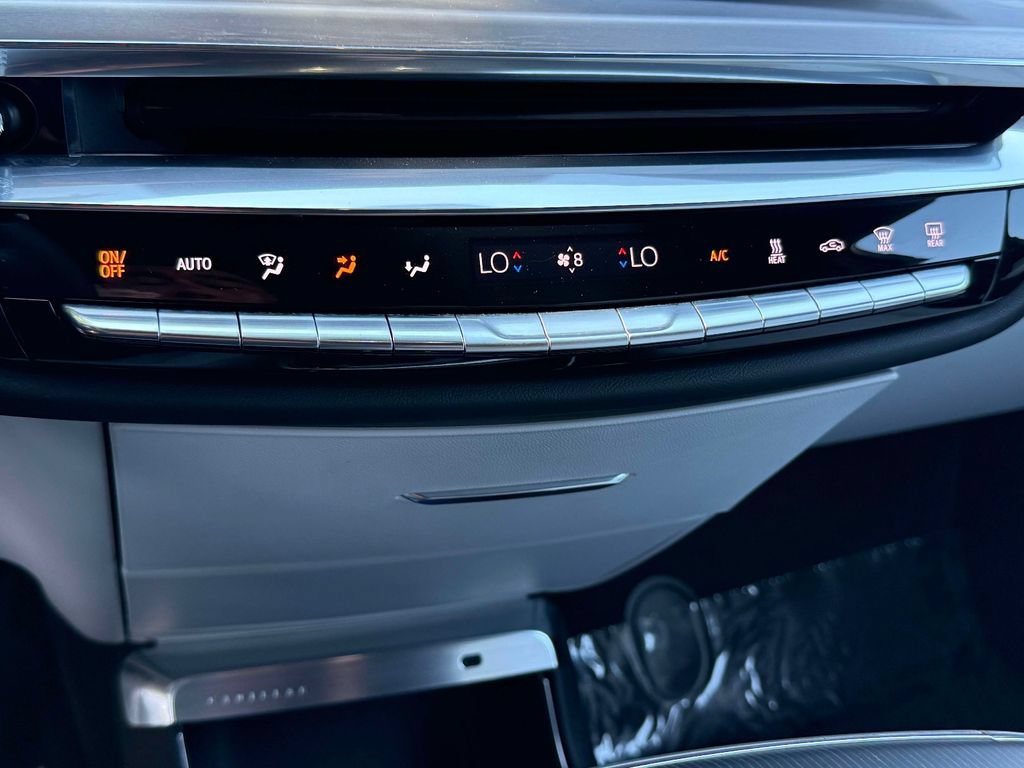 Used 2024 Cadillac Lyriq Luxury RWD image 25