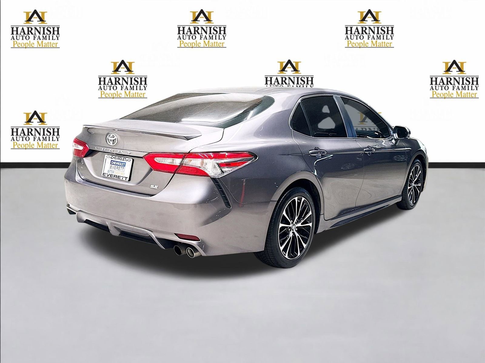 Used 2018 Toyota Camry SE w/ Moonroof Package FWD image 6