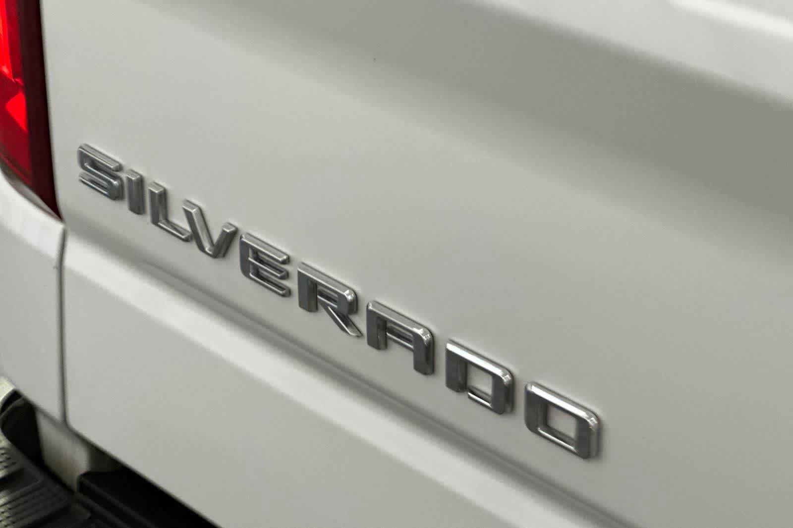 Used 2021 Chevrolet Silverado 1500 RST AWD/4WD image 17