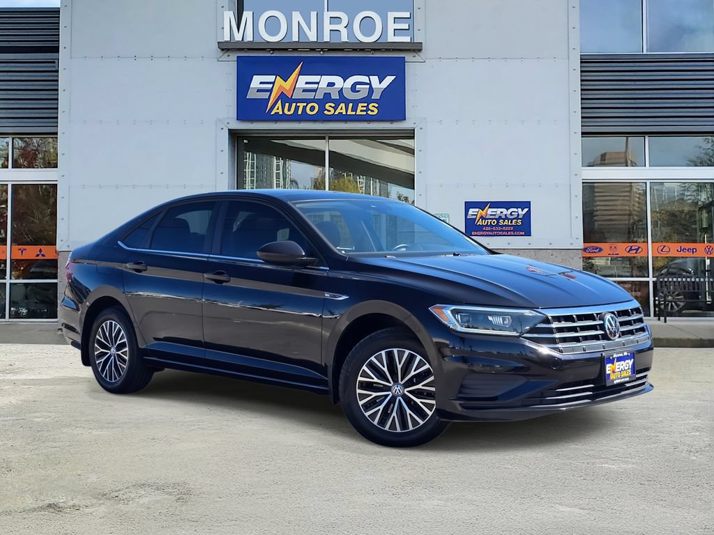Used 2019 Volkswagen Jetta SEL w/ Cold Weather Package FWD image 1