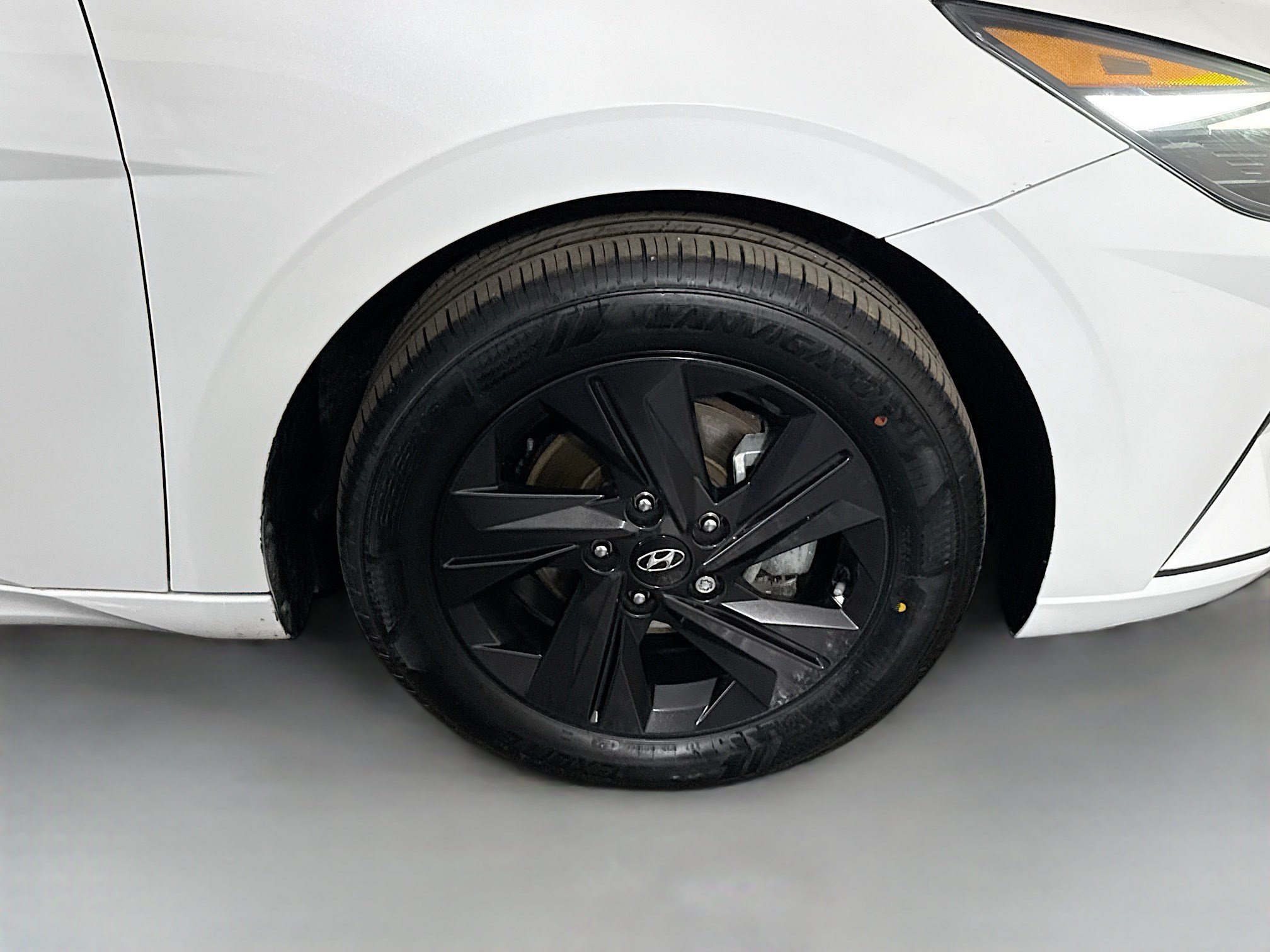 Used 2022 Hyundai Elantra SEL w/ Convenience Package FWD image 32