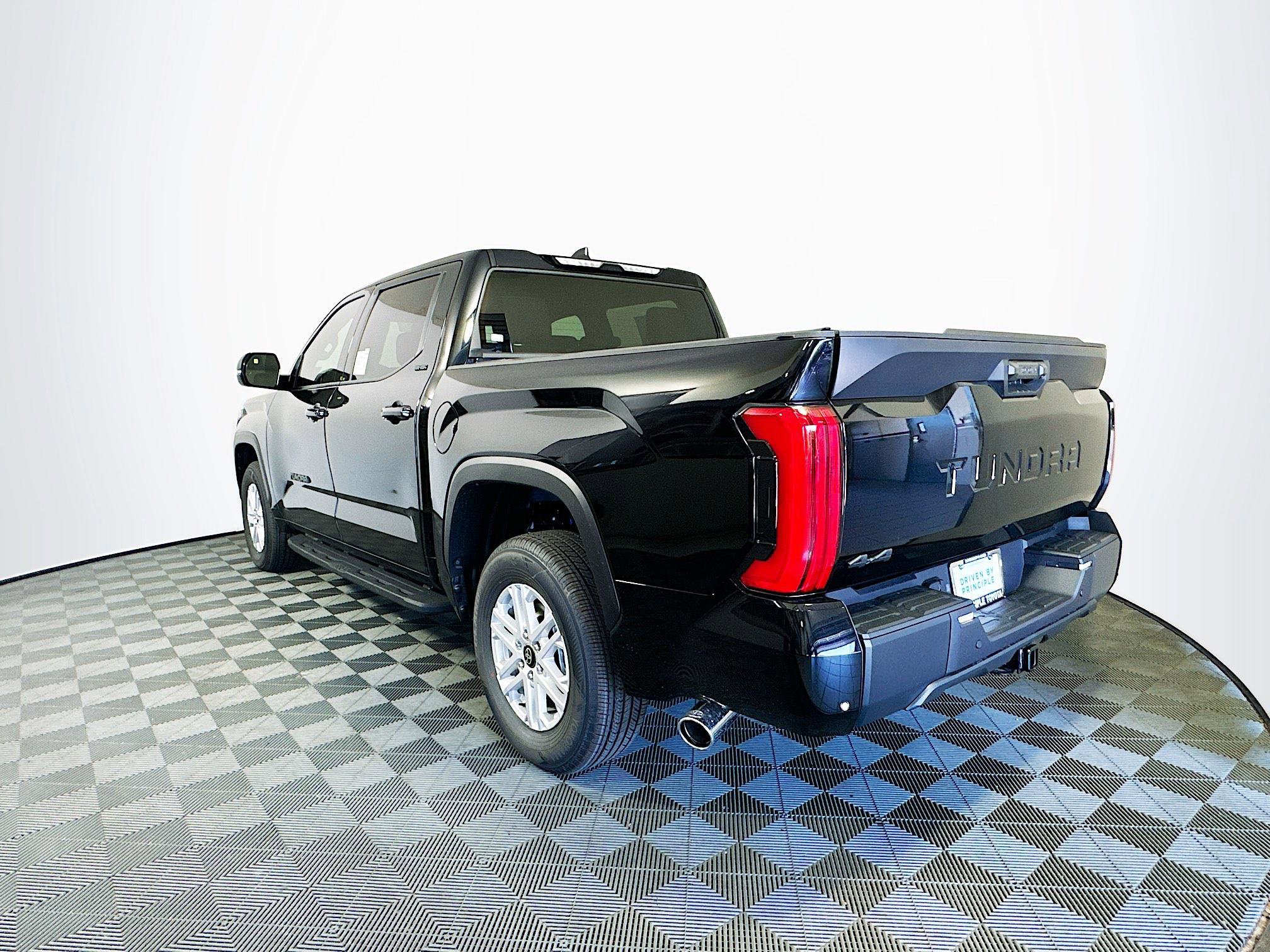 New 2026 Toyota Tundra SR5 image 5