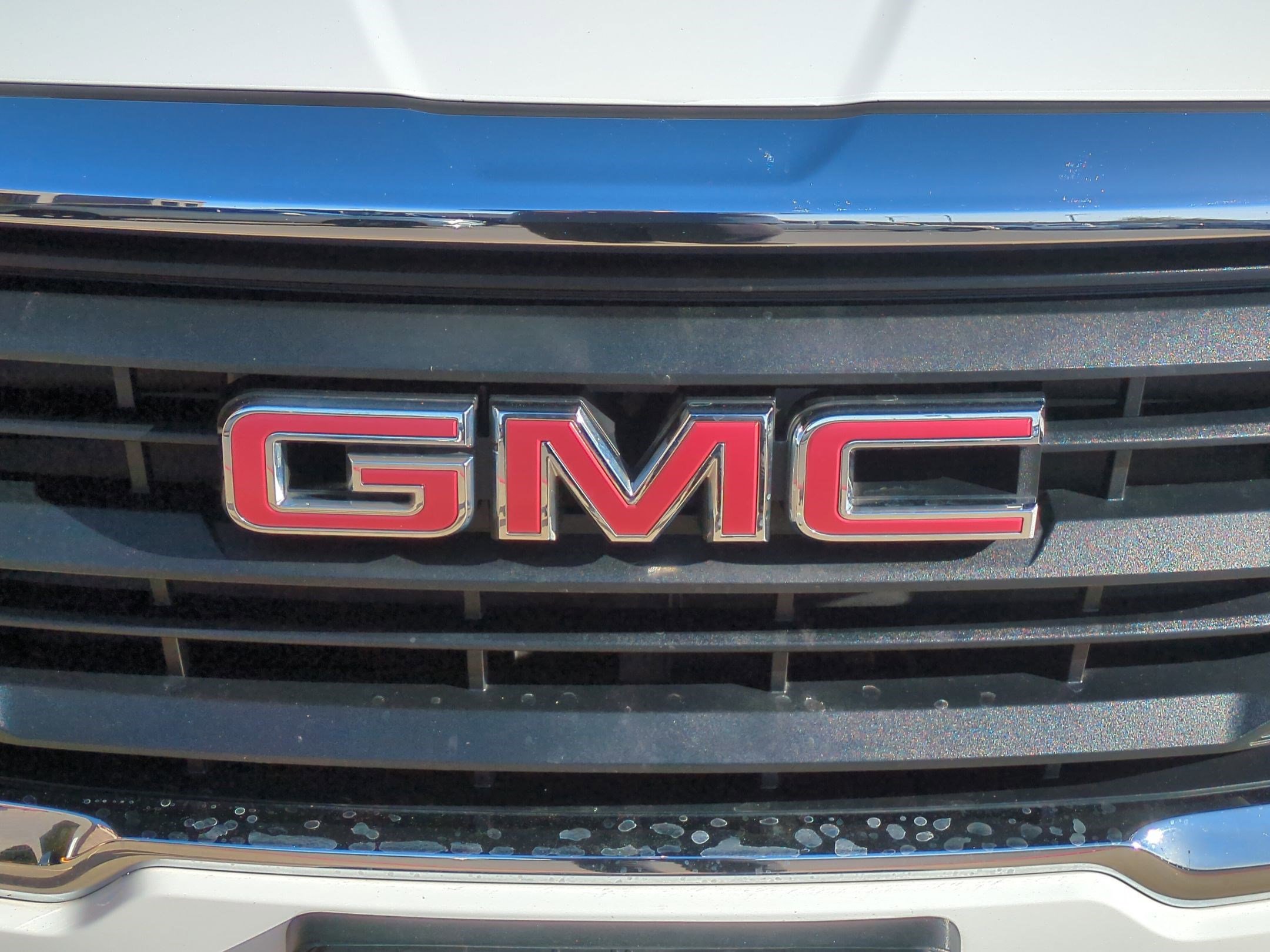 Certified 2022 GMC Terrain SLE w/ Driver Convenience Package image 13