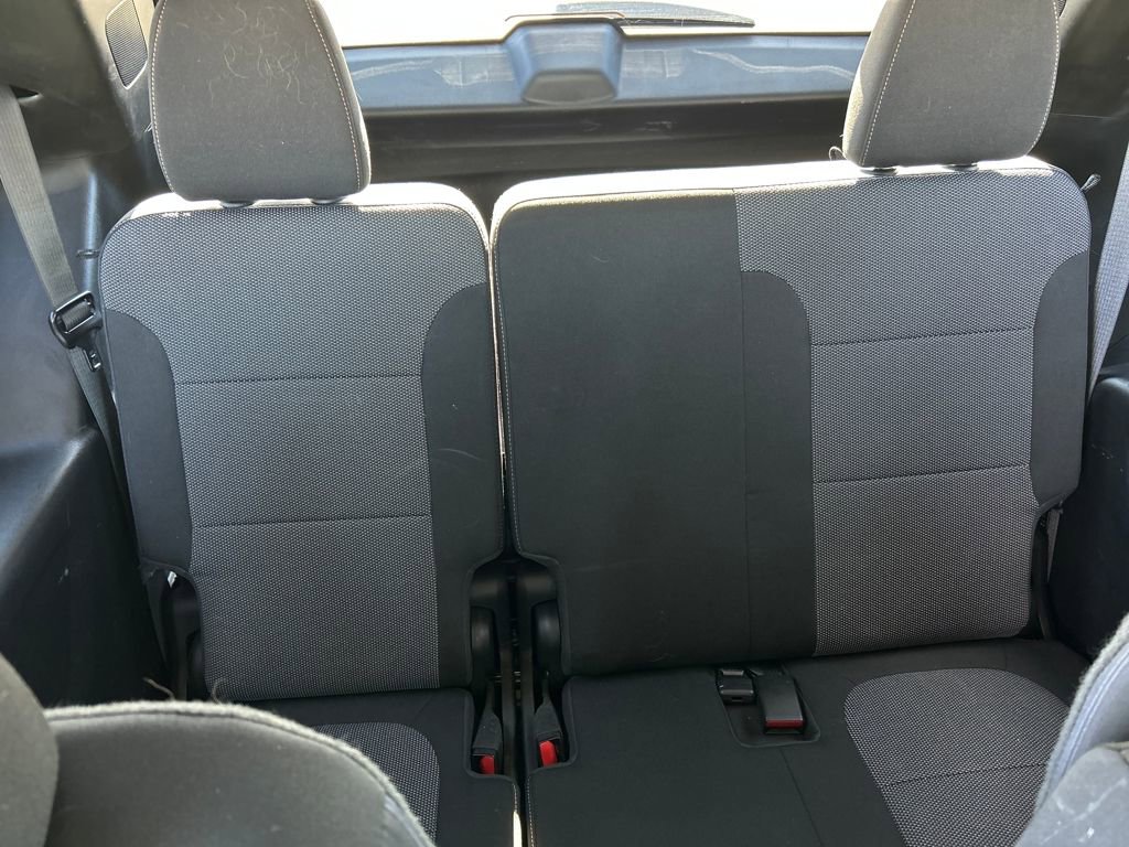 Used 2021 Chevrolet Traverse LT image 24