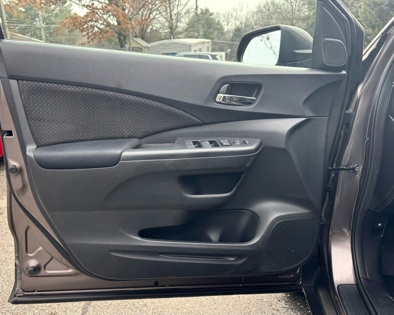 Used 2016 Honda CR-V EX image 17