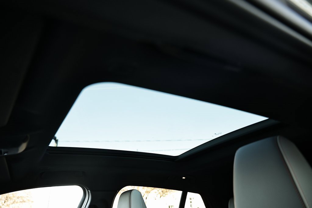 Certified 2025 BMW X2 xDrive28i w/ Technology Package image 20