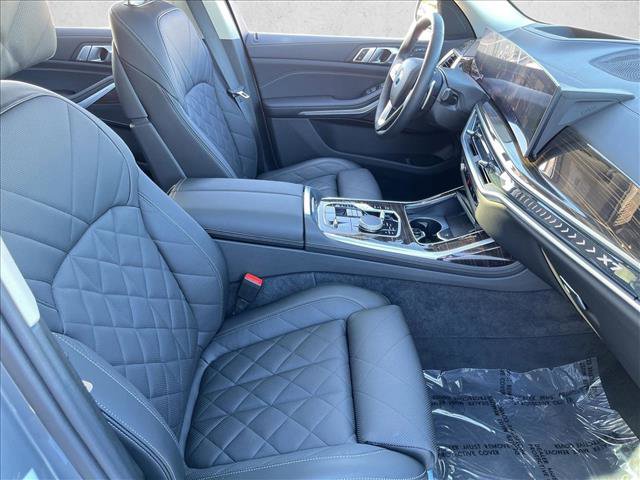 Certified 2024 BMW X7 xDrive40i w/ Parking Assistance Package image 24