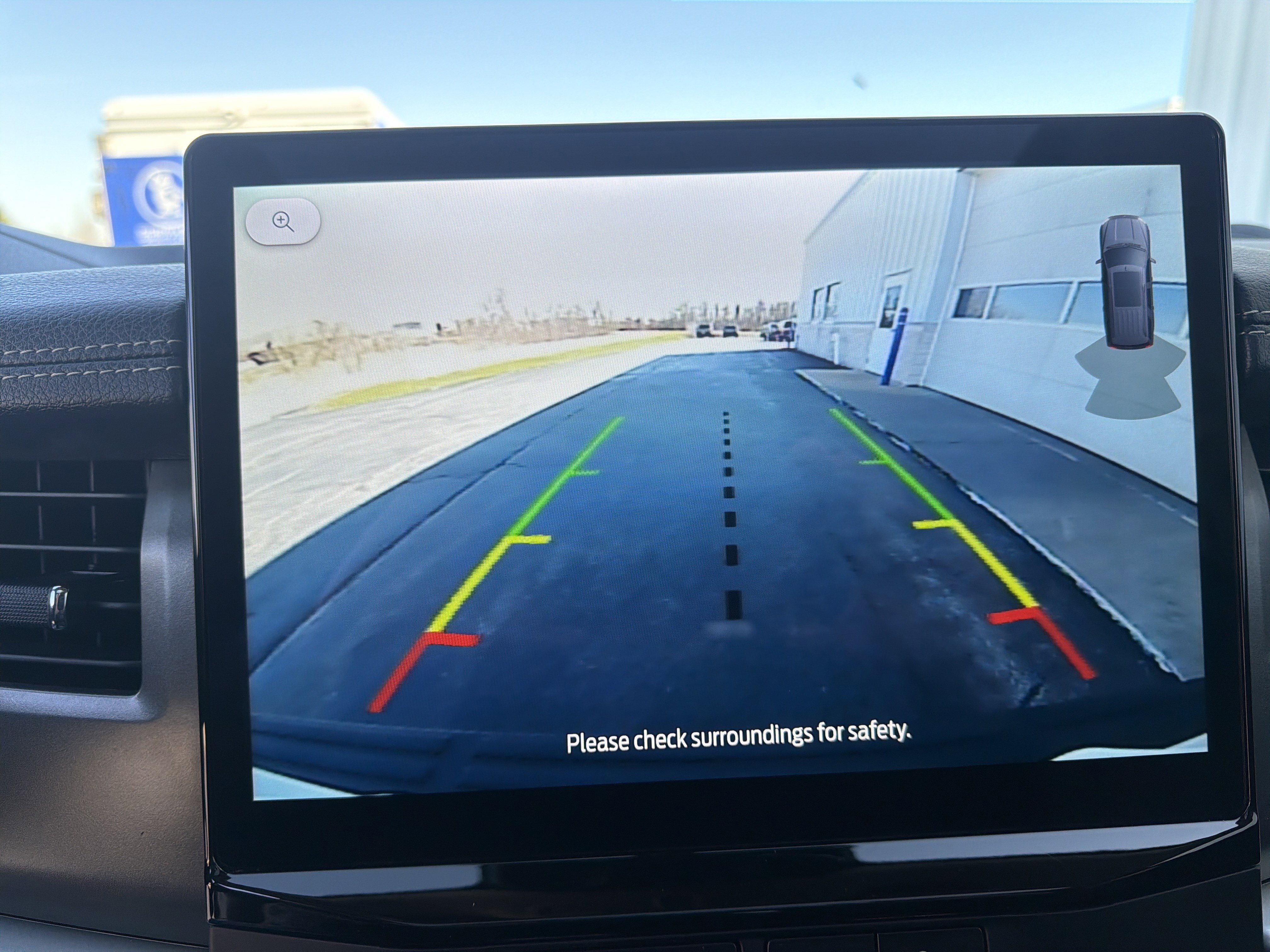 Used 2023 Ford Expedition XLT AWD/4WD image 37