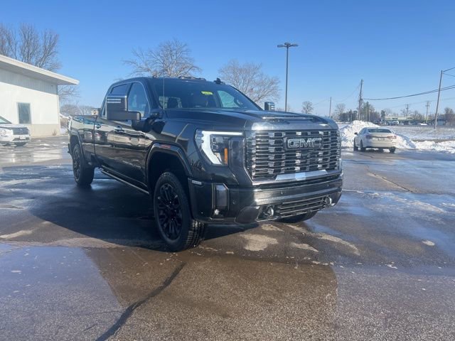 Used 2024 GMC Sierra 2500 Denali Ultimate image 4