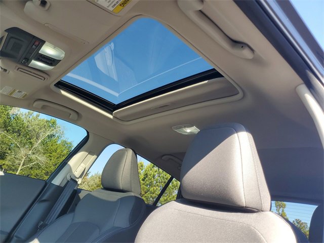 Used 2025 Subaru Crosstrek 2.0i Premium image 16