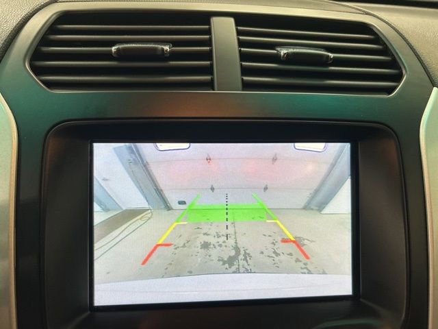 Used 2014 Ford Explorer XLT w/ Equipment Group 202A image 12