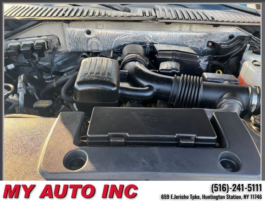 Used 2011 Ford Expedition XLT w/ 203A Rapid Spec Order Code image 25