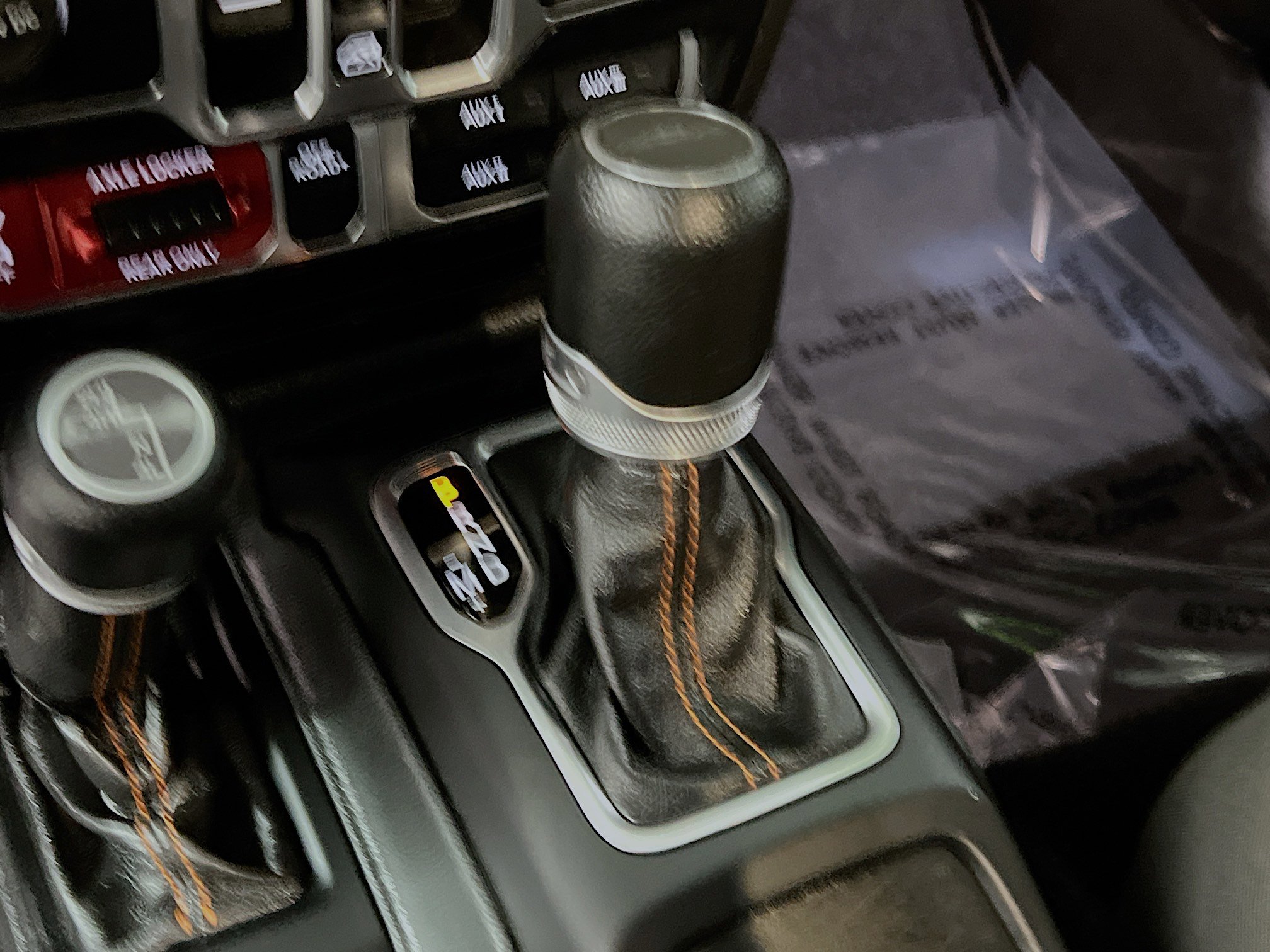 Used 2022 Jeep Gladiator Mojave AWD/4WD image 24