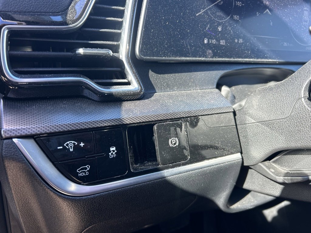 Used 2024 Kia Sportage SX image 13