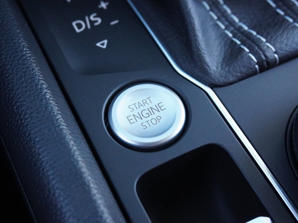 Used 2023 Volkswagen Atlas SE image 44