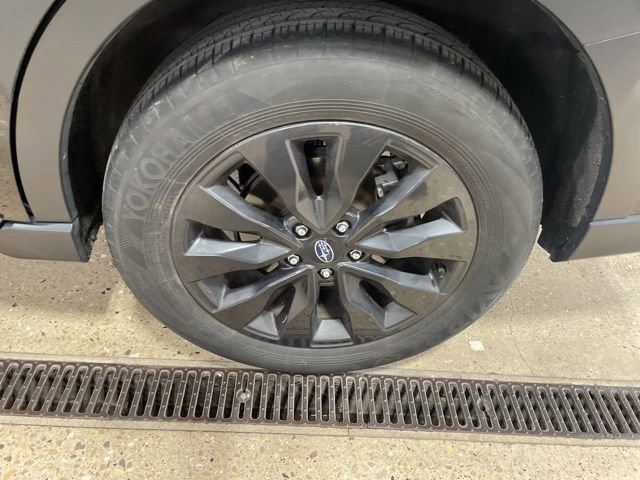 Used 2025 Subaru Outback Onyx Edition image 33