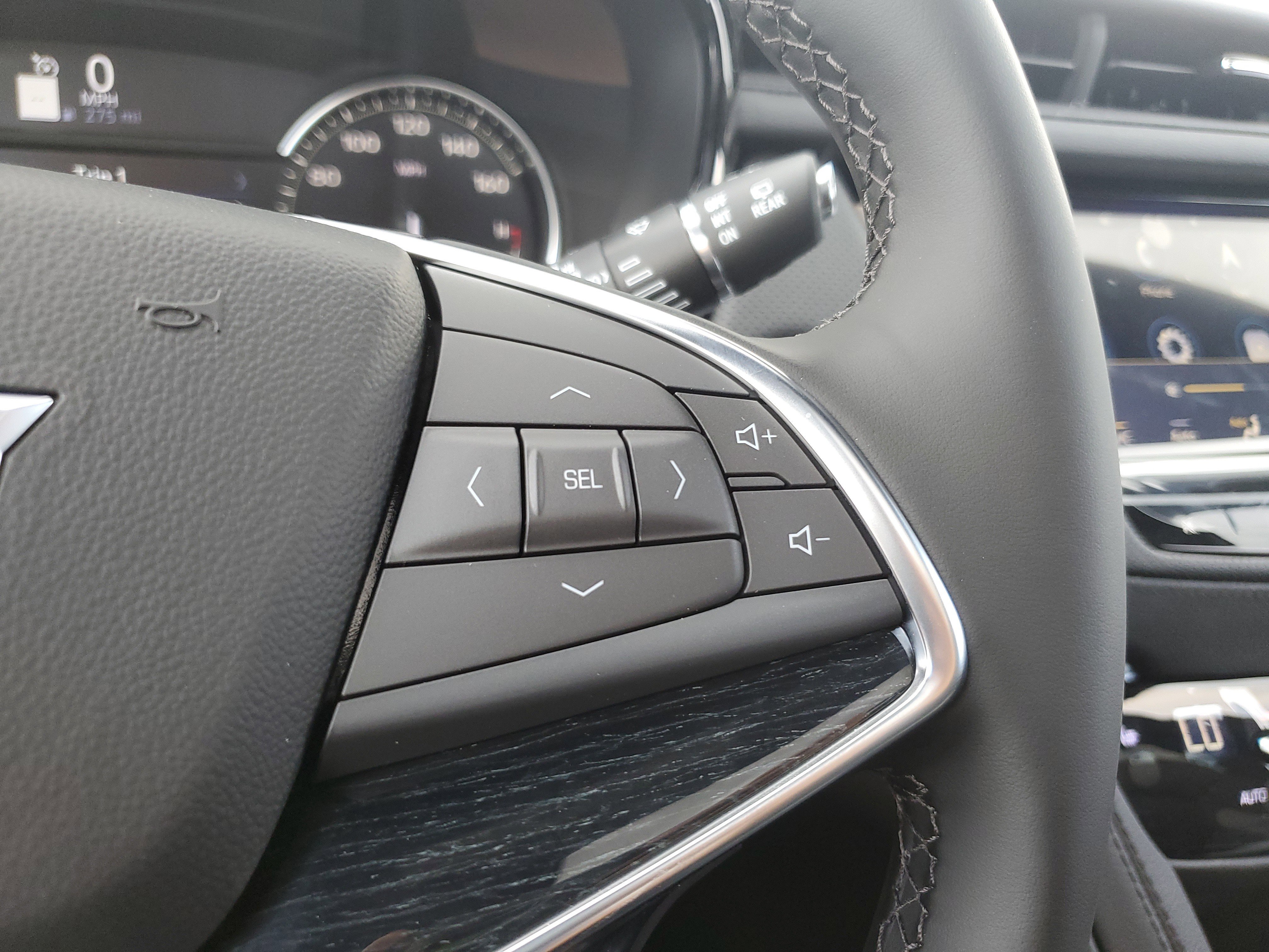 New 2025 Cadillac XT5 Premium Luxury image 18
