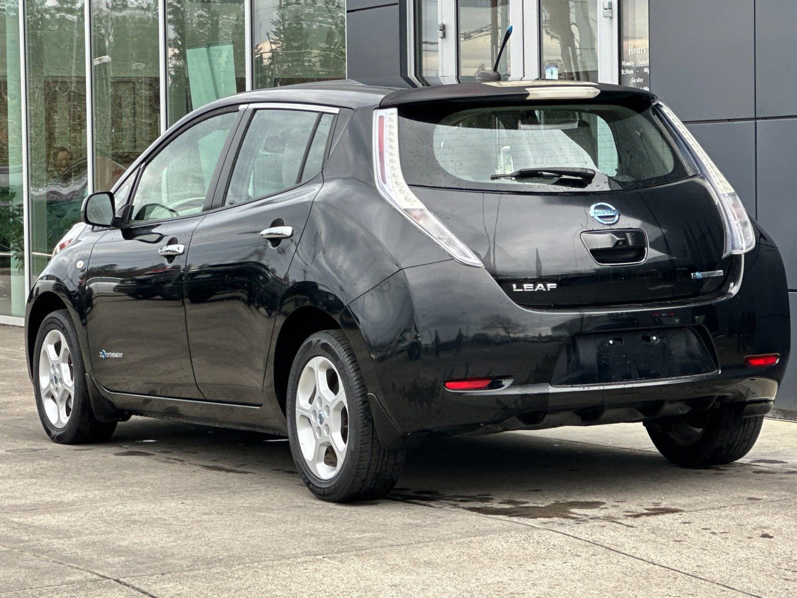 Used 2012 Nissan Leaf SL image 5