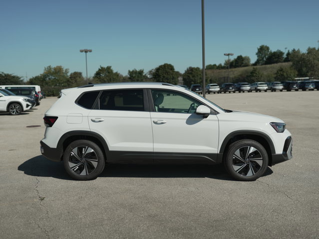 New 2025 Volkswagen Taos SE AWD/4WD image 9