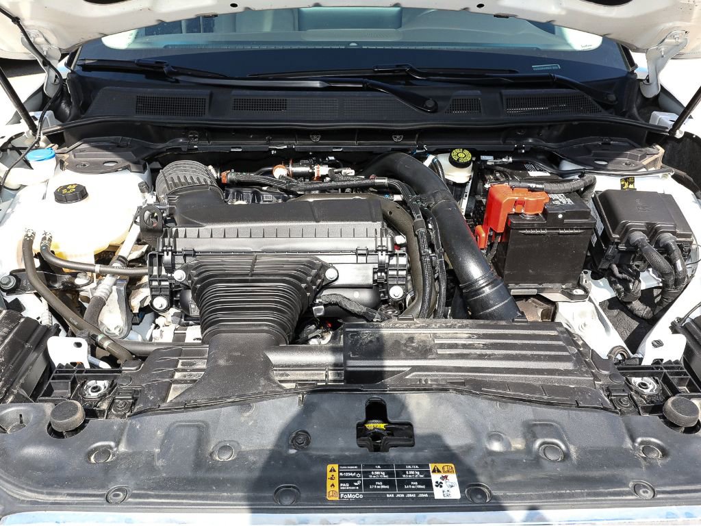 Used 2024 Lincoln Corsair AWD w/ Equipment Group 101A image 20