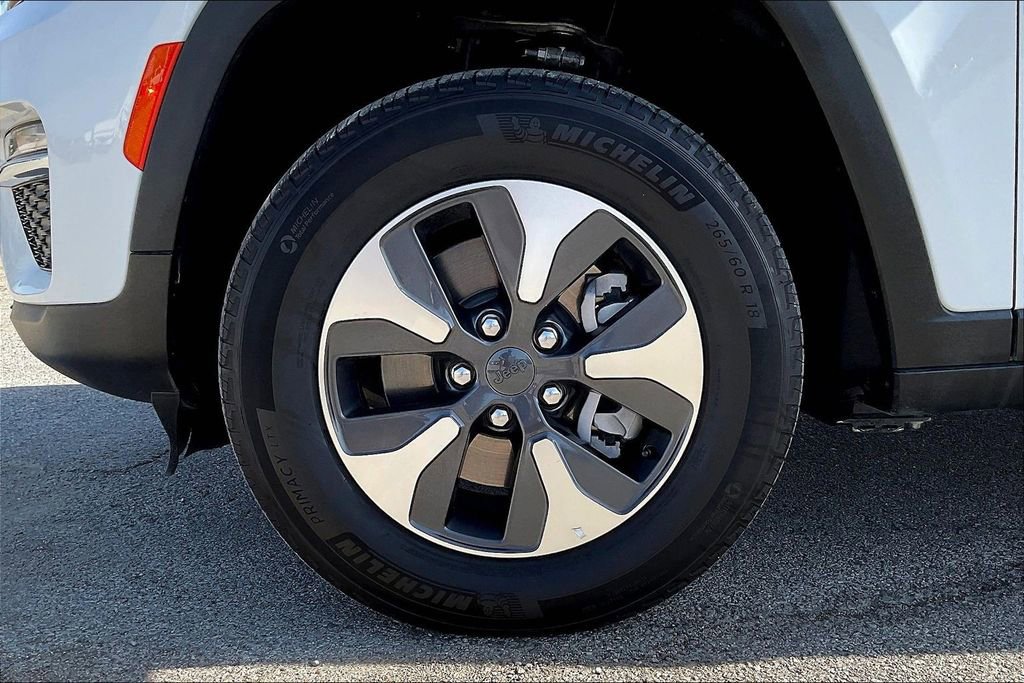 Used 2024 Jeep Grand Cherokee Limited 4xe image 8