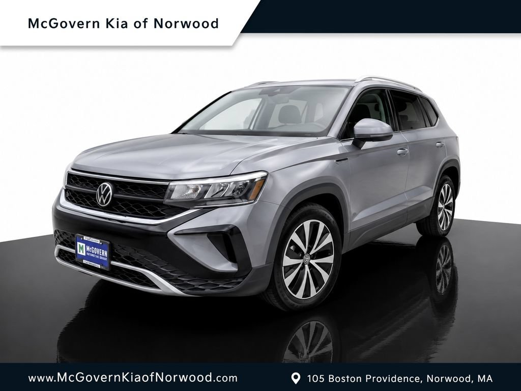Used 2022 Volkswagen Taos SE AWD/4WD image 1