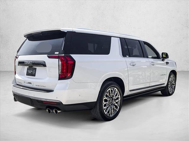 Used 2024 GMC Yukon XL Denali Ultimate AWD/4WD image 5