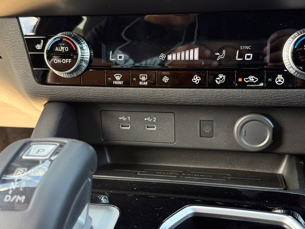 New 2026 Mitsubishi Outlander LE FWD image 28