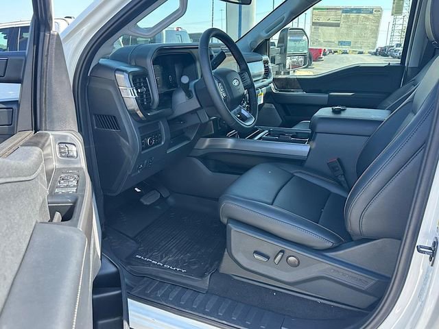 New 2026 Ford F350 Lariat w/ Black Appearance Package image 11