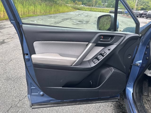 Used 2017 Subaru Forester 2.5i Premium AWD/4WD image 10
