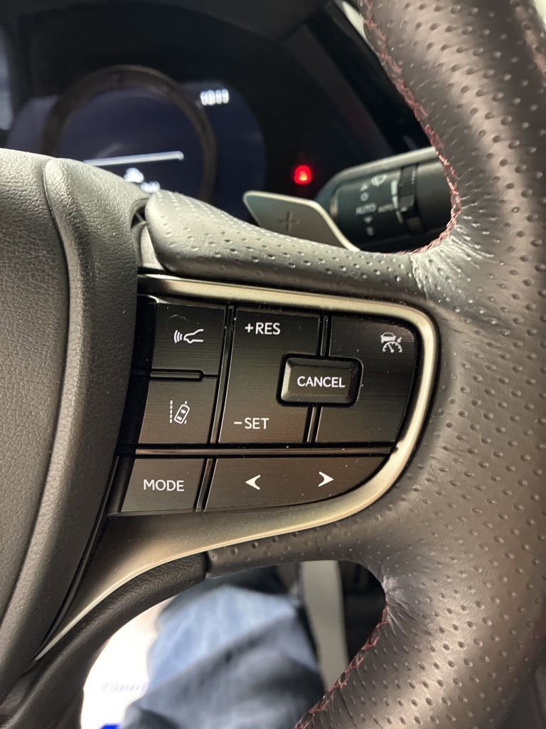 Used 2022 Lexus ES 350 F Sport image 16