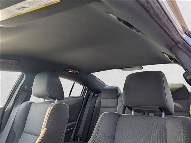 Used 2016 Dodge Charger SXT image 16