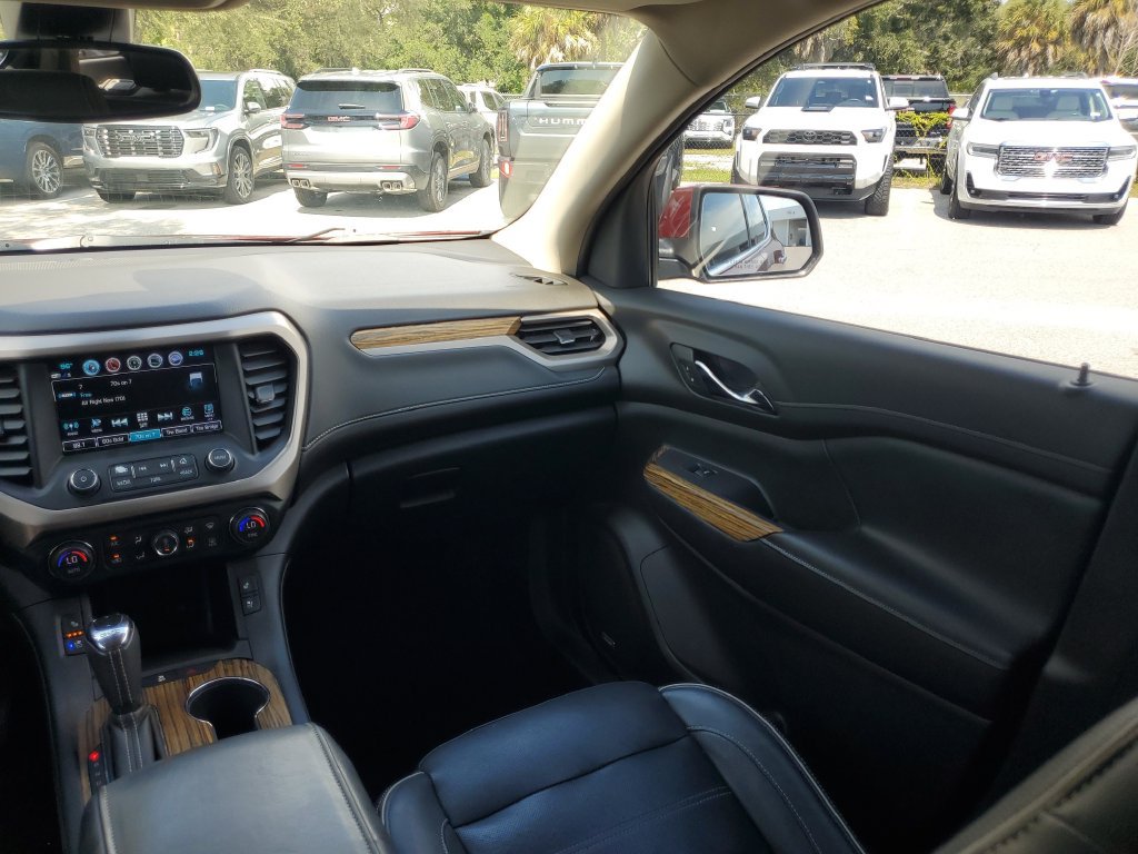 Certified 2019 GMC Acadia Denali w/ Technology Package FWD image 19