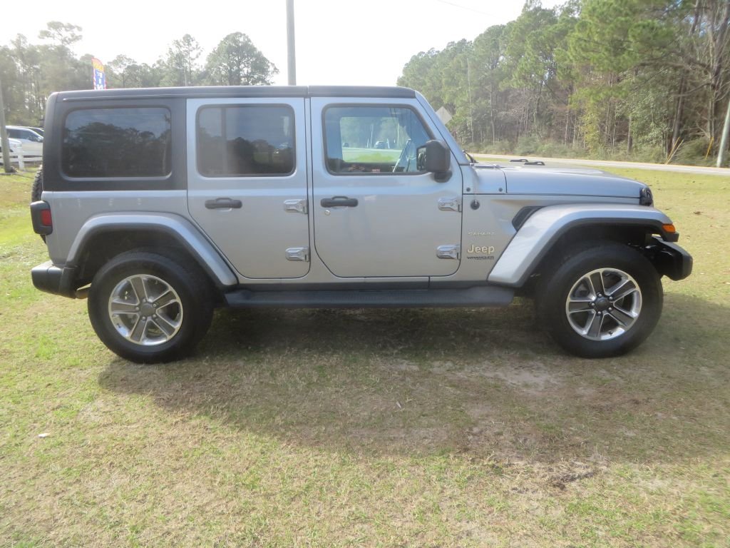 Used 2021 Jeep Wrangler Unlimited Sahara image 5