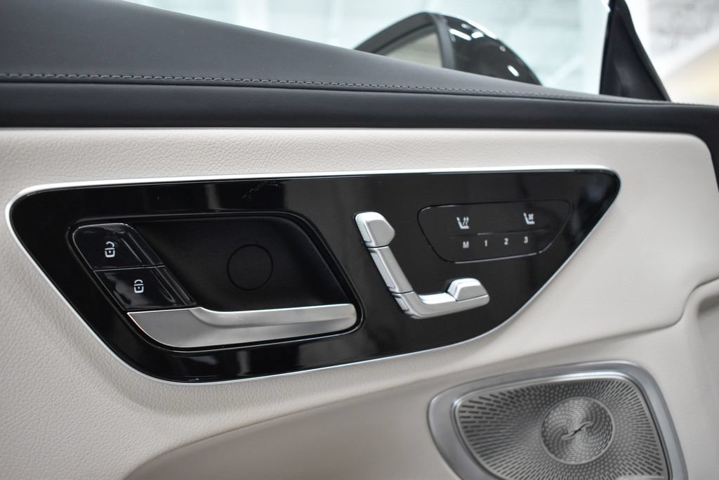 Certified 2025 Mercedes-Benz CLE 53 AMG 4MATIC Coupe image 17