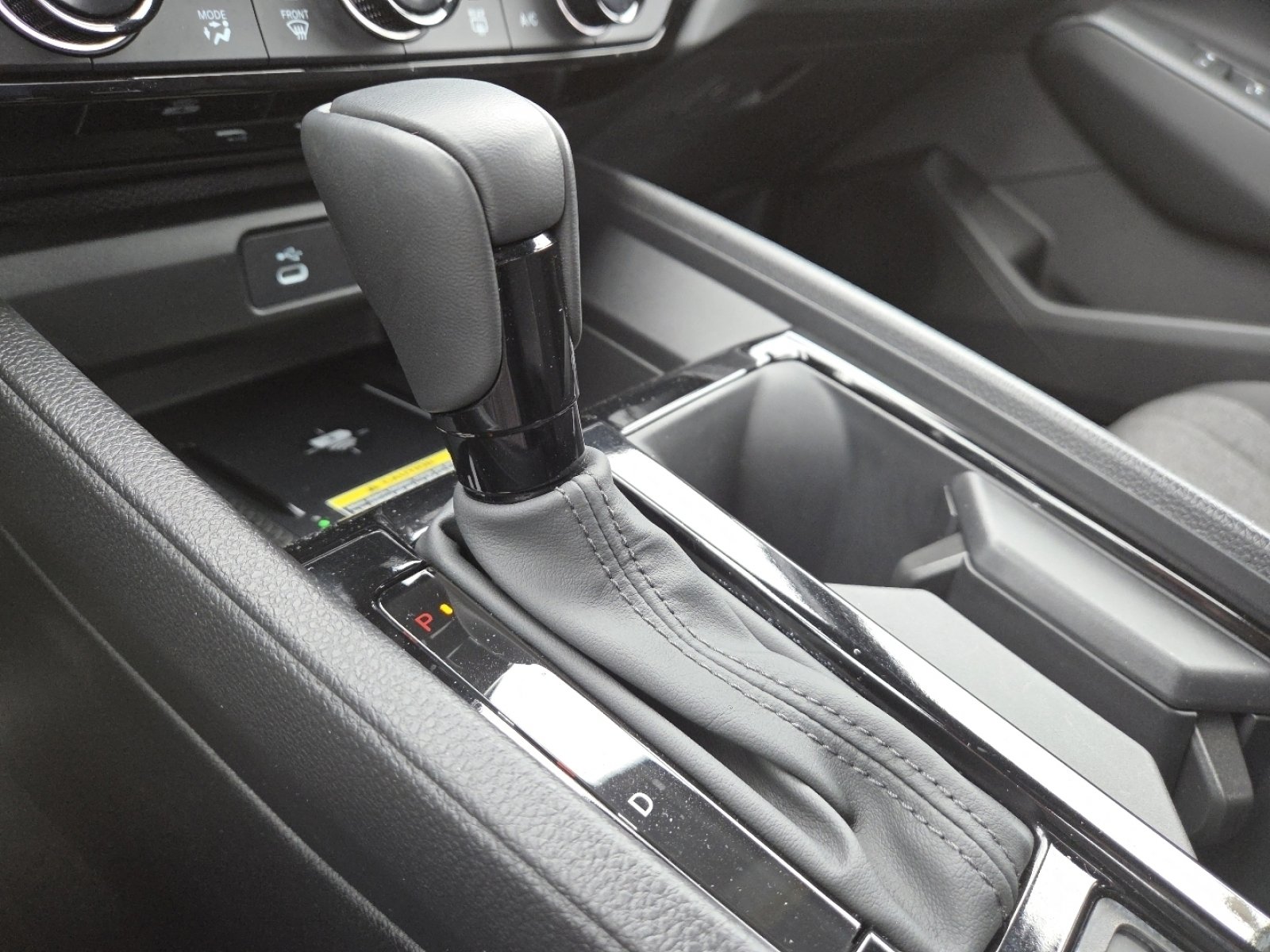 Used 2025 Honda Accord Sport image 30