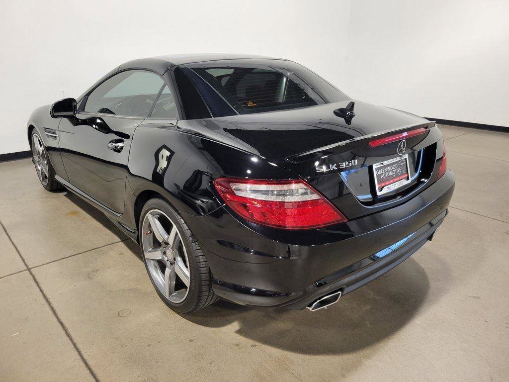 Used 2015 Mercedes-Benz SLK 350 image 3