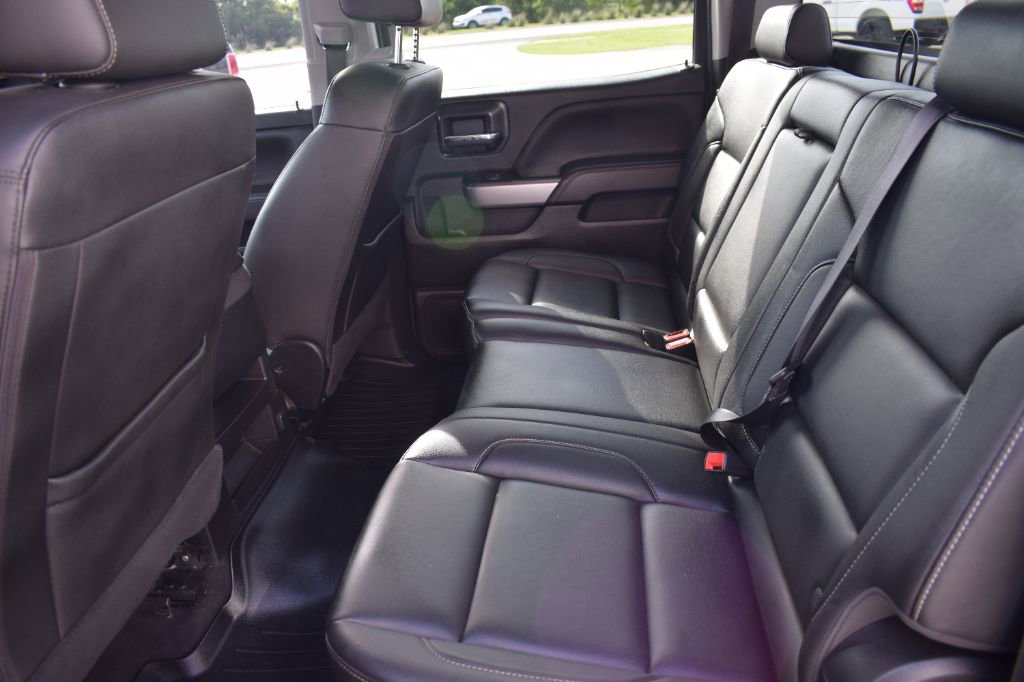 Used 2018 Chevrolet Silverado 1500 LT w/ All Star Edition AWD/4WD image 11