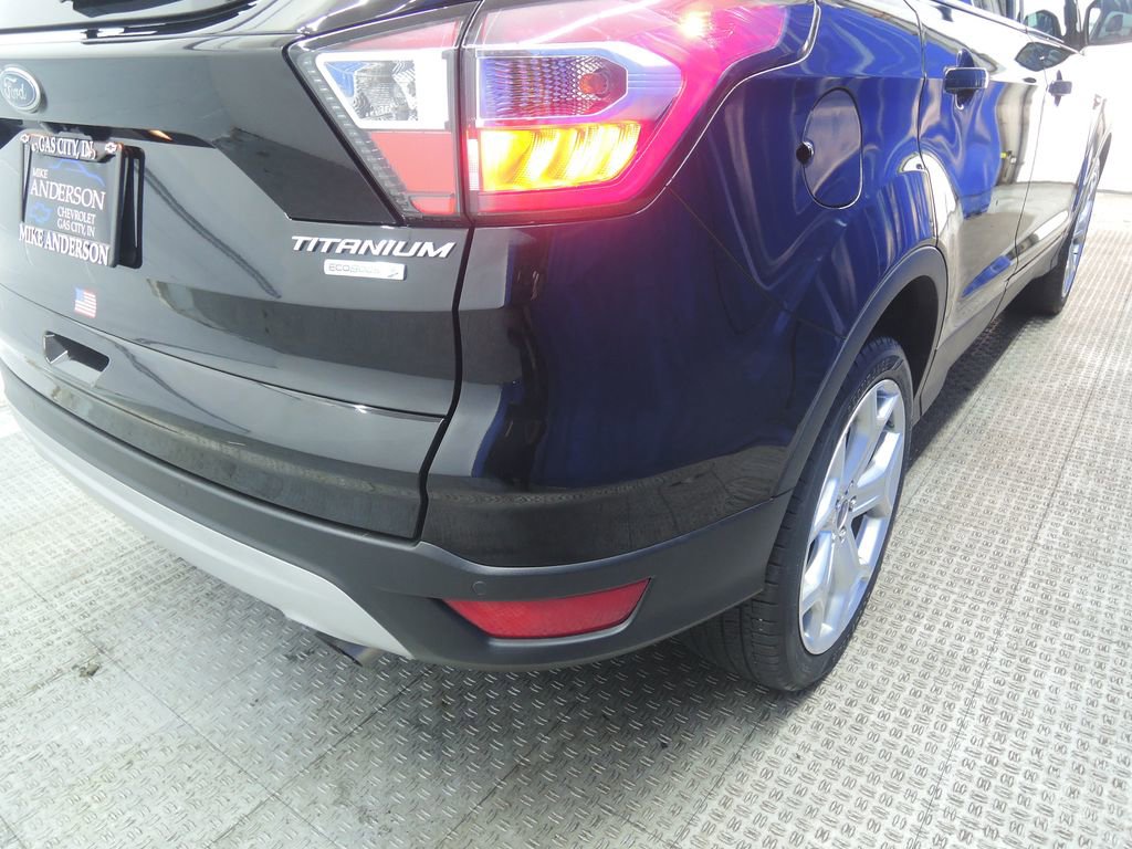 Used 2017 Ford Escape Titanium FWD image 34