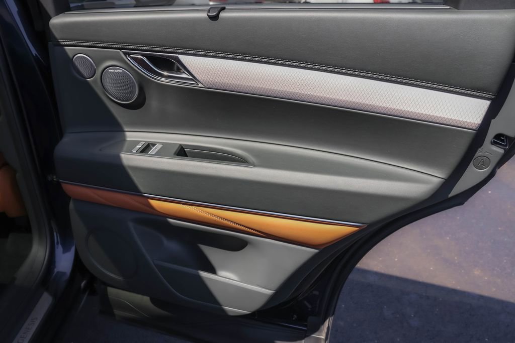 Used 2025 Genesis GV80 2.5T Advanced image 35