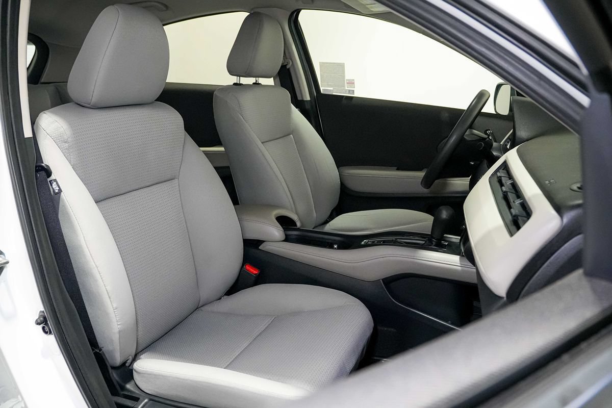 Used 2020 Honda HR-V LX image 19