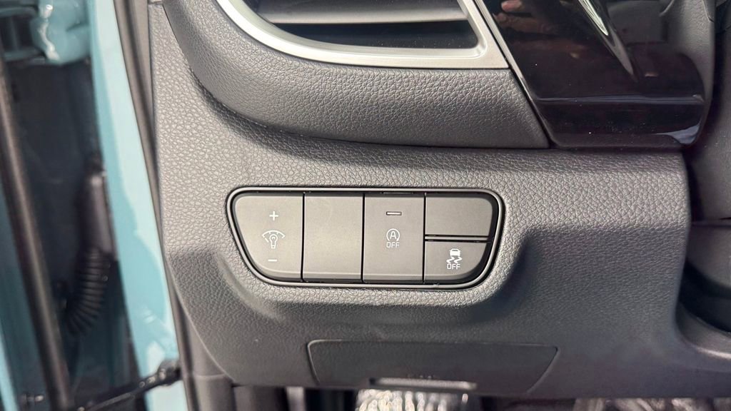 New 2026 Kia Seltos S AWD/4WD image 32