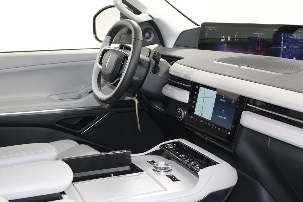 New 2026 Lincoln Navigator Premier AWD/4WD image 32