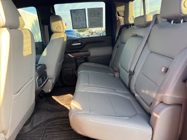 Used 2021 GMC Sierra 2500 SLT w/ SLT Premium Package AWD/4WD image 31