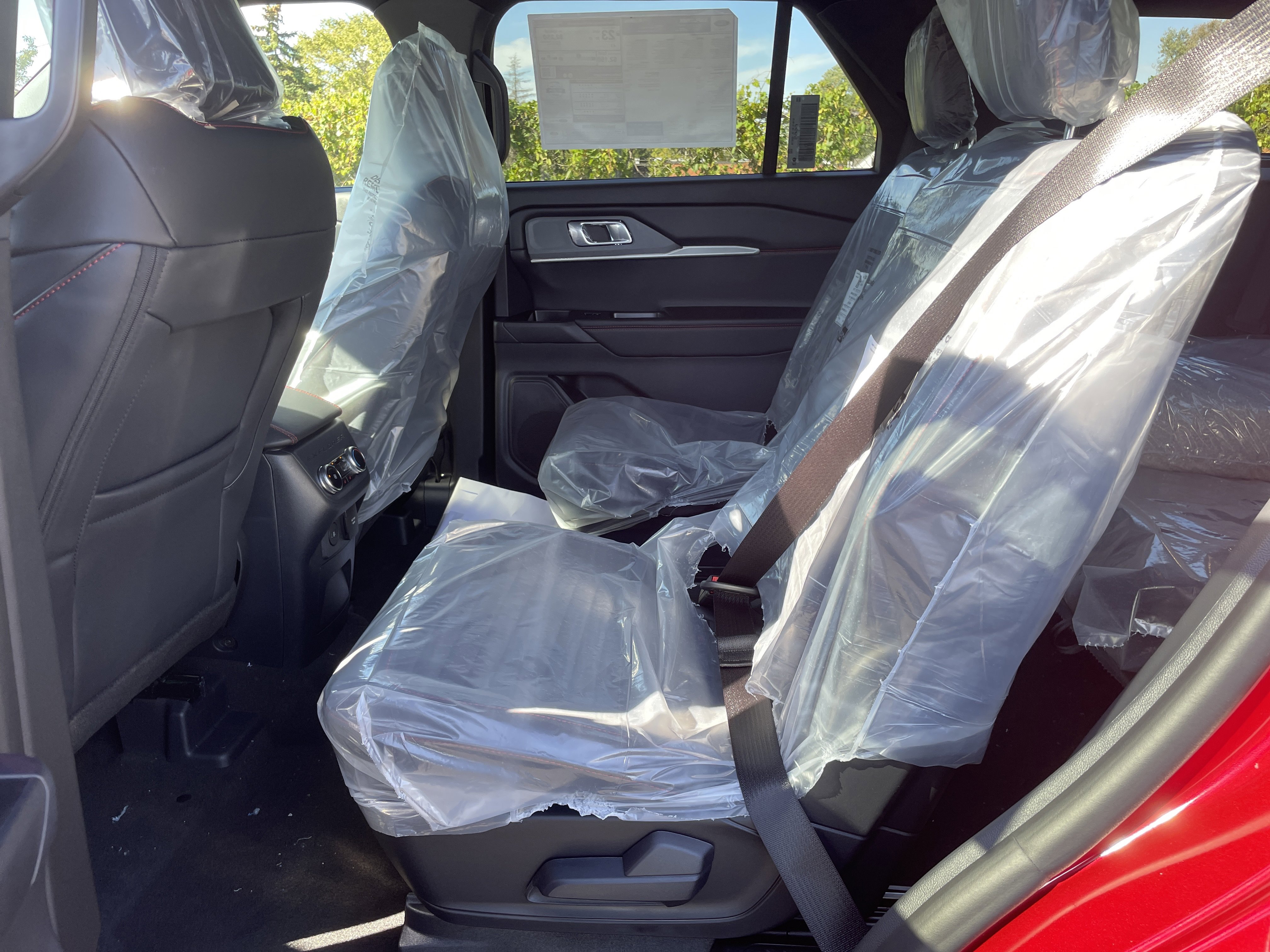 New 2026 Ford Explorer ST-Line image 12